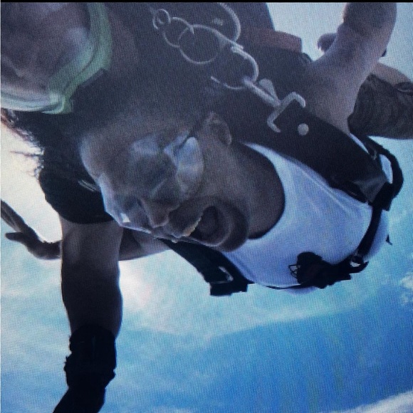 Meet your Posher, Jennifer - Picture 2 of 4